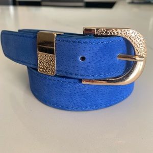 Vintage 80s-90s Blue Belt With Gold Clasp Buckle Women's Size XS/S